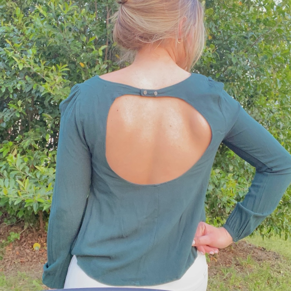 GXF Backless Long-Sleeve Blouse